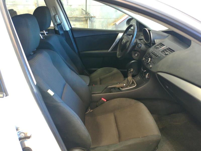 mazda Mazda3 2012 - 9