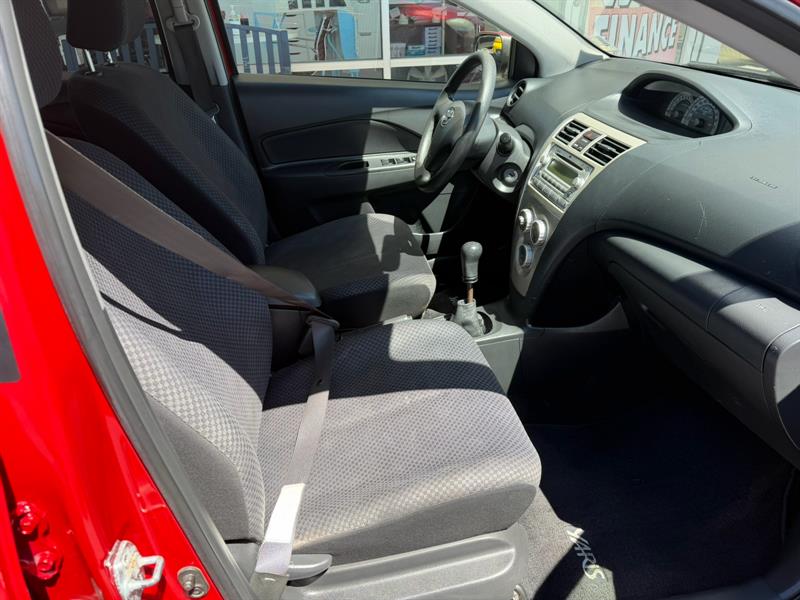 toyota Yaris 2007 - 11