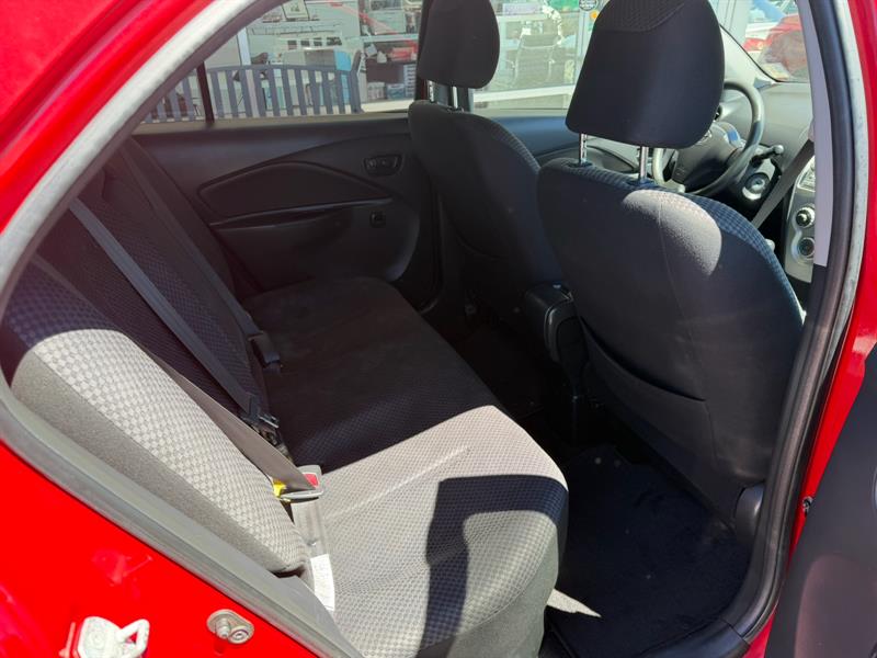 toyota Yaris 2007 - 12