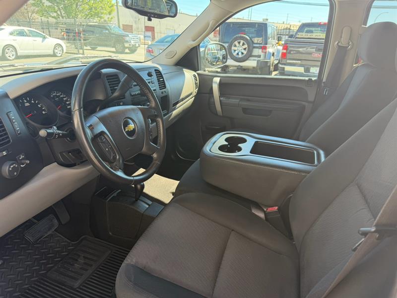 chevrolet Silverado 1500 2012 - 16