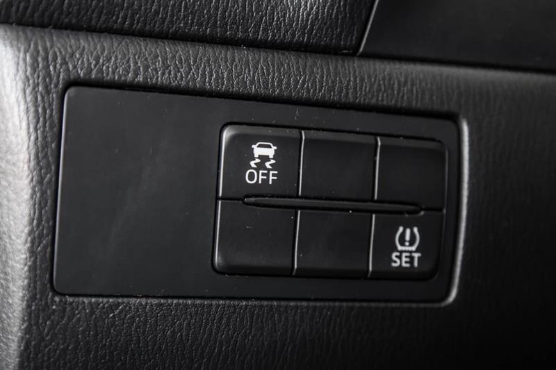 mazda Mazda3 2018 - 13