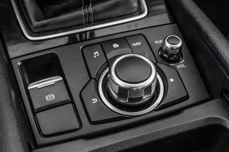 mazda Mazda3 2018 - 22