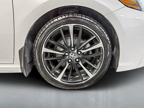 toyota Camry 2019 - 11