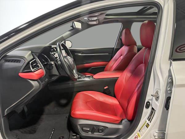 toyota Camry 2019 - 14