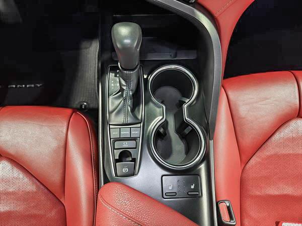 toyota Camry 2019 - 23
