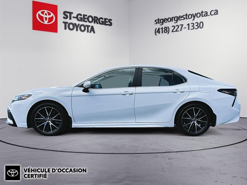 toyota Camry Hybrid 2023 - 16