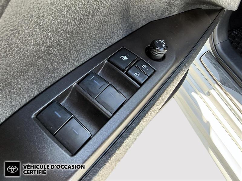 toyota Camry Hybrid 2023 - 22