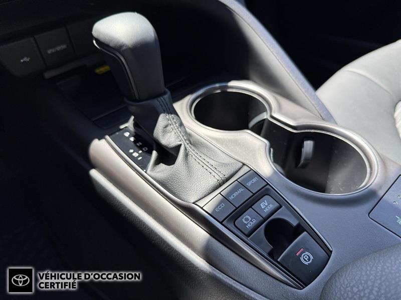 toyota Camry Hybrid 2023 - 29
