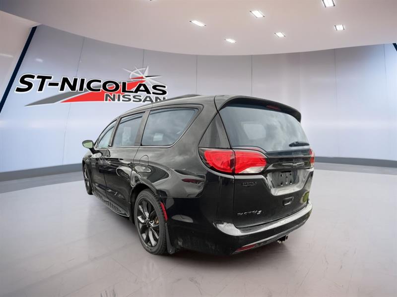 chrysler Pacifica 2019 - 2