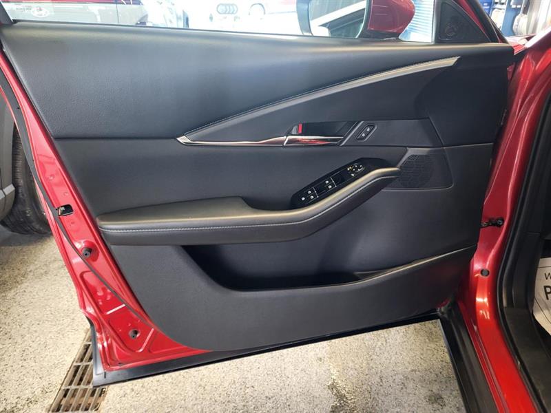 mazda CX-30 2023 - 11