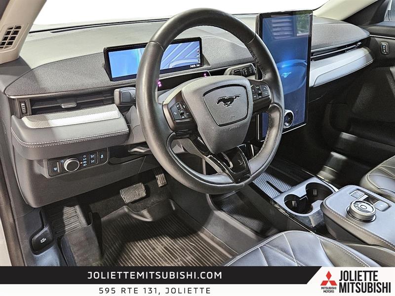 ford Mustang Mach-E 2022 - 28