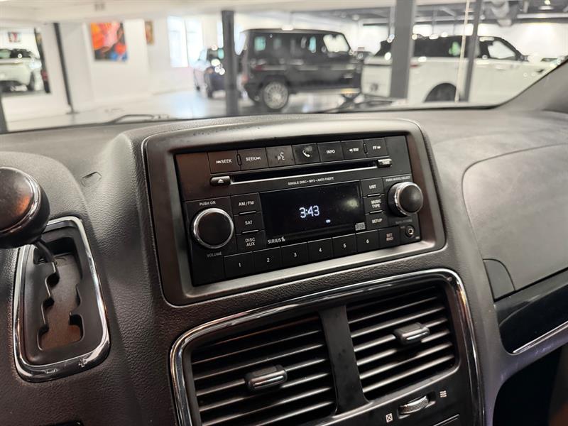 dodge Grand Caravan 2016 - 24