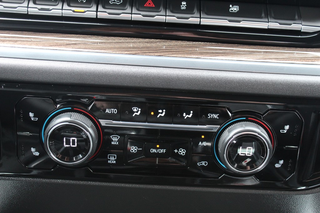 chevrolet Silverado 1500 2023 - 28