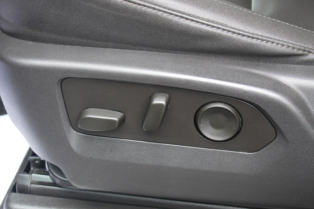 chevrolet Silverado 1500 2023 - 30