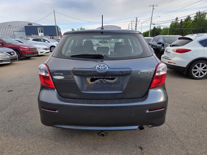 toyota Matrix 2010 - 6