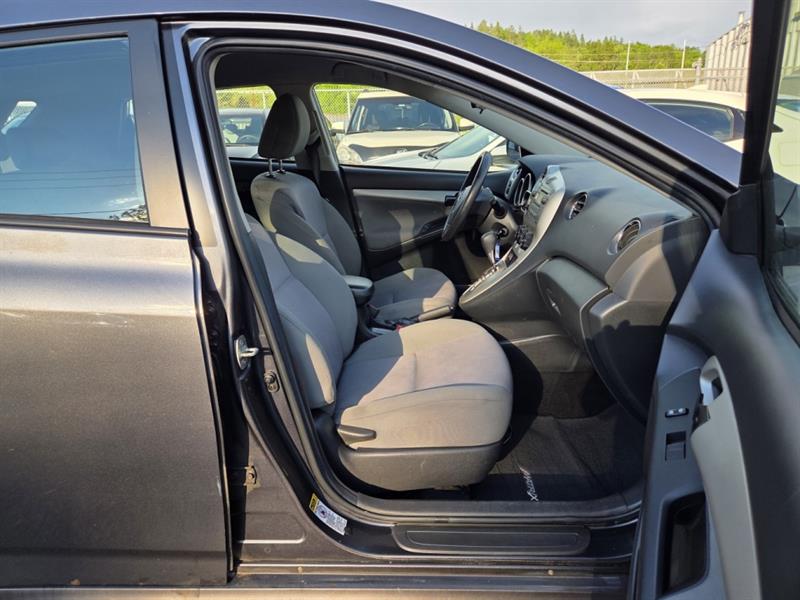toyota Matrix 2010 - 17