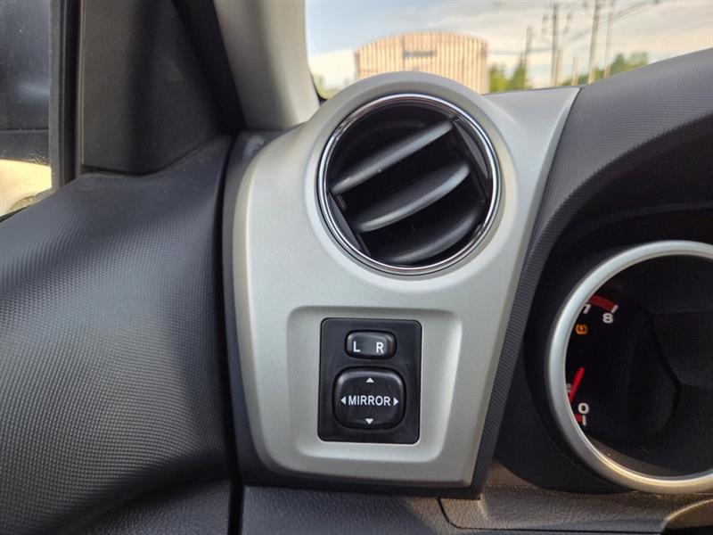 toyota Matrix 2010 - 23