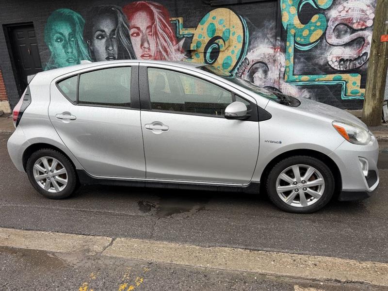 toyota Prius c 2017 - 3