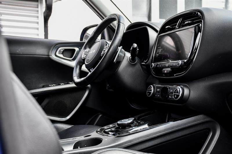 kia Soul EV 2023 - 10