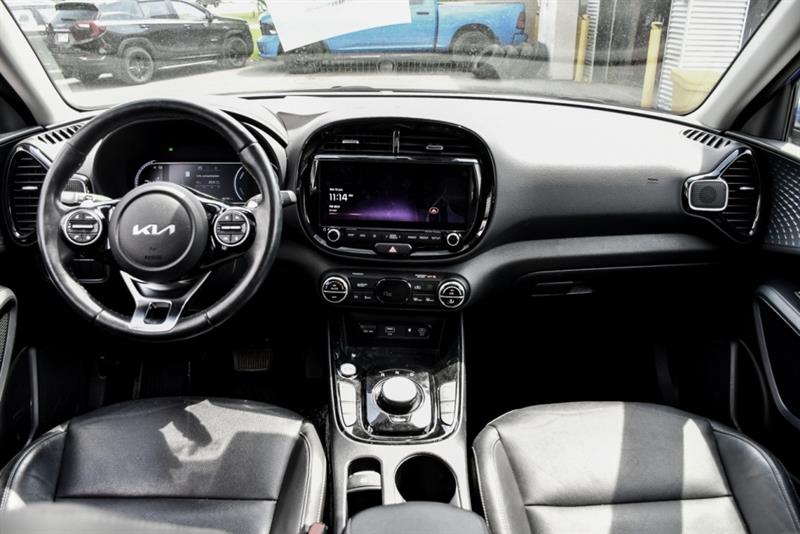 kia Soul EV 2023 - 17