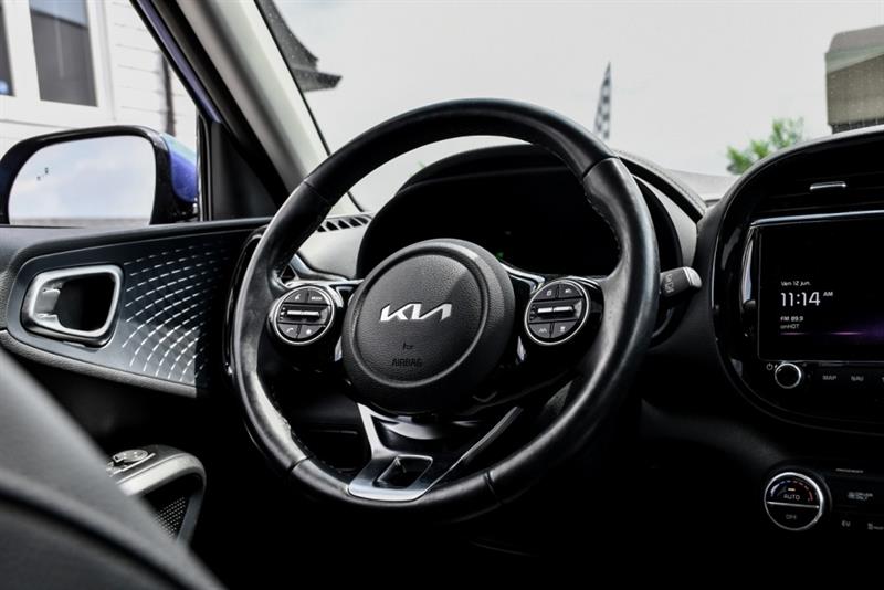 kia Soul EV 2023 - 18