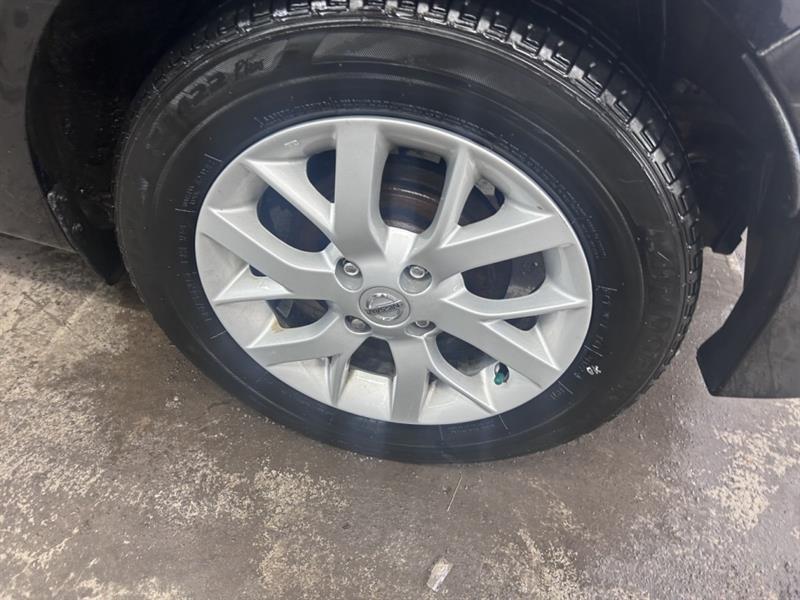 nissan Versa Note 2019 - 17
