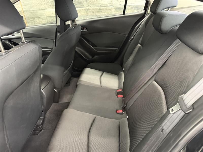 mazda Mazda3 2017 - 17
