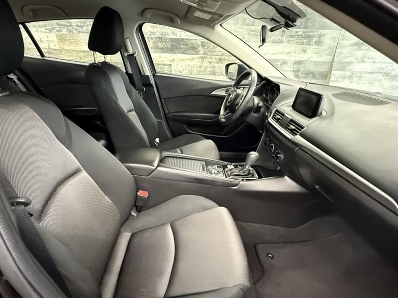 mazda Mazda3 2017 - 19