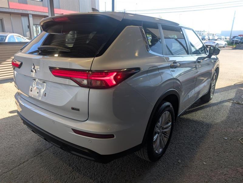mitsubishi Outlander 2023 - 7
