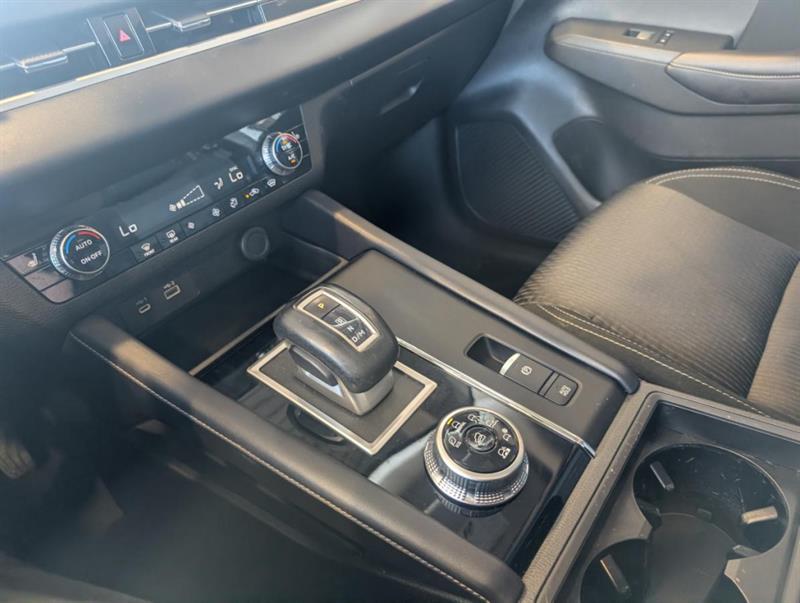 mitsubishi Outlander 2023 - 25