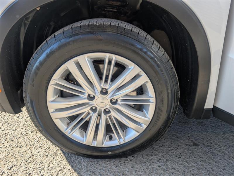 mitsubishi Outlander 2023 - 28