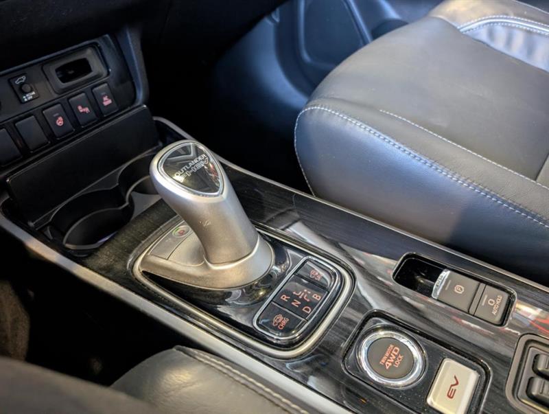 mitsubishi Outlander PHEV 2018 - 29