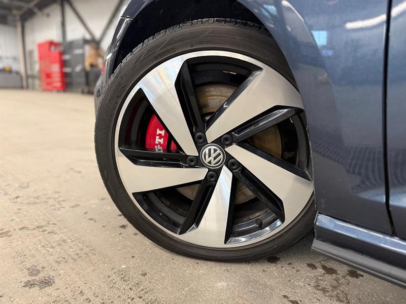 volkswagen Golf GTI 2018 - 11
