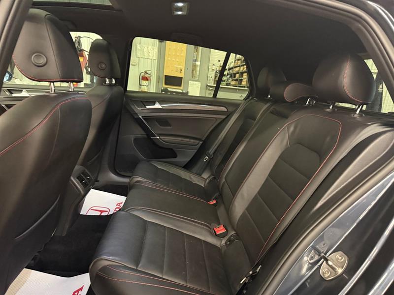 volkswagen Golf GTI 2018 - 26