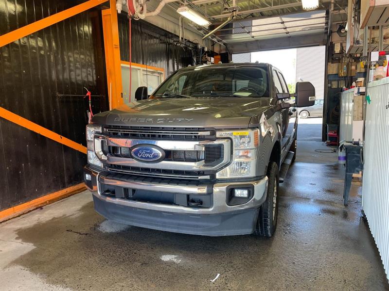 ford Super Duty F-350 à roues arrière simples 2022