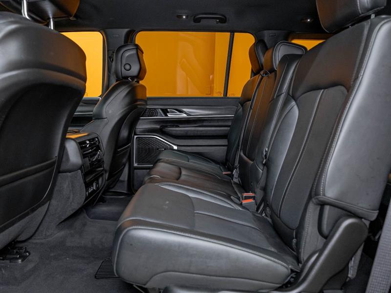jeep Wagoneer 2023 - 28