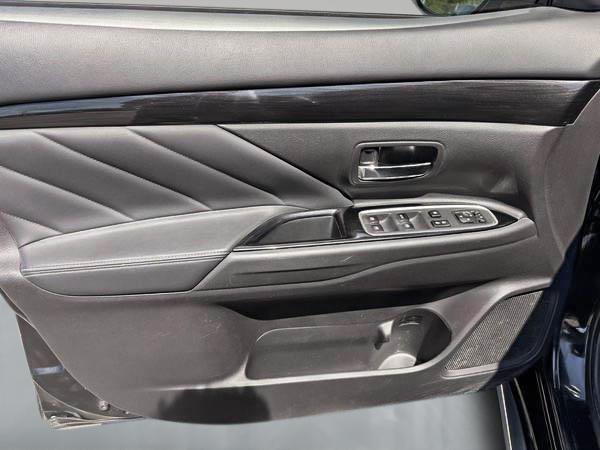 mitsubishi Outlander rechargeable 2018 - 11