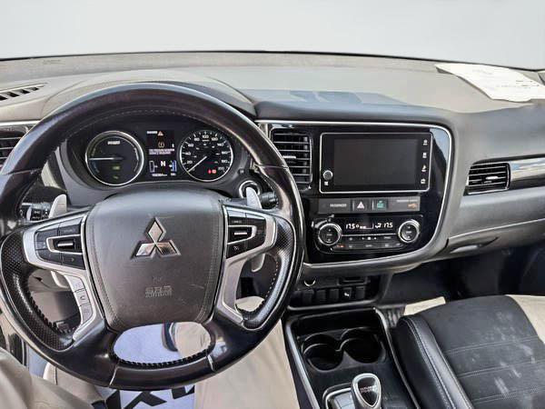 mitsubishi Outlander rechargeable 2018 - 25