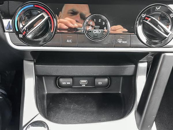 kia Seltos 2023 - 18