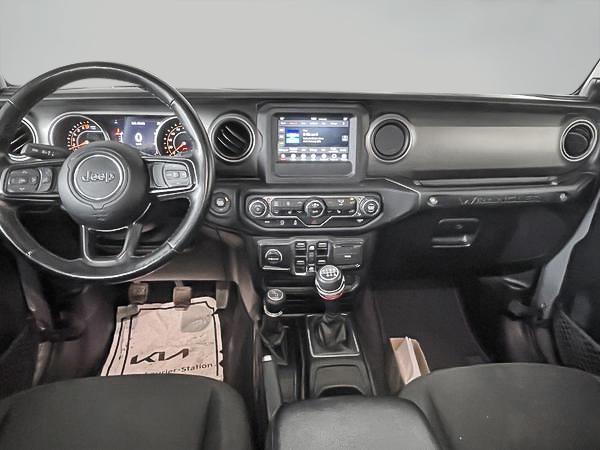 jeep Wrangler 2021 - 11