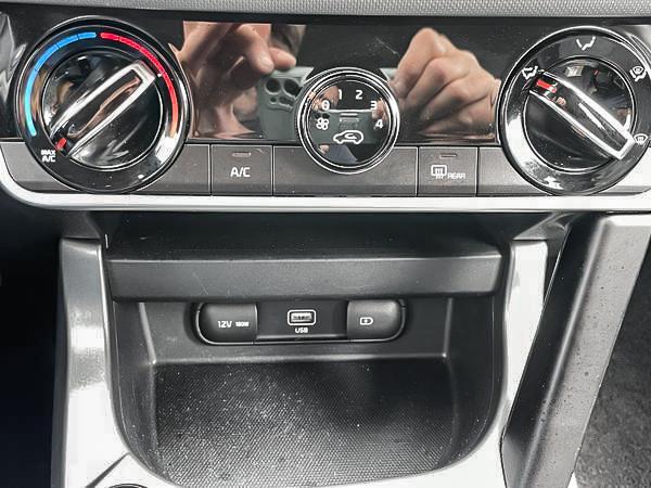 kia Seltos 2022 - 16