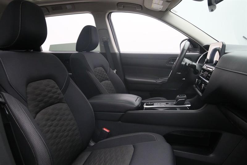 nissan Pathfinder 2024 - 18