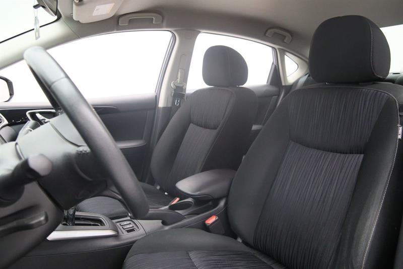 nissan Sentra 2019 - 6
