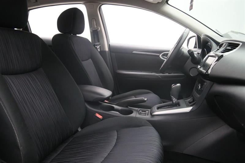 nissan Sentra 2019 - 14