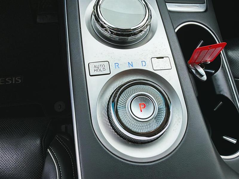 genesis GV70 2023 - 15