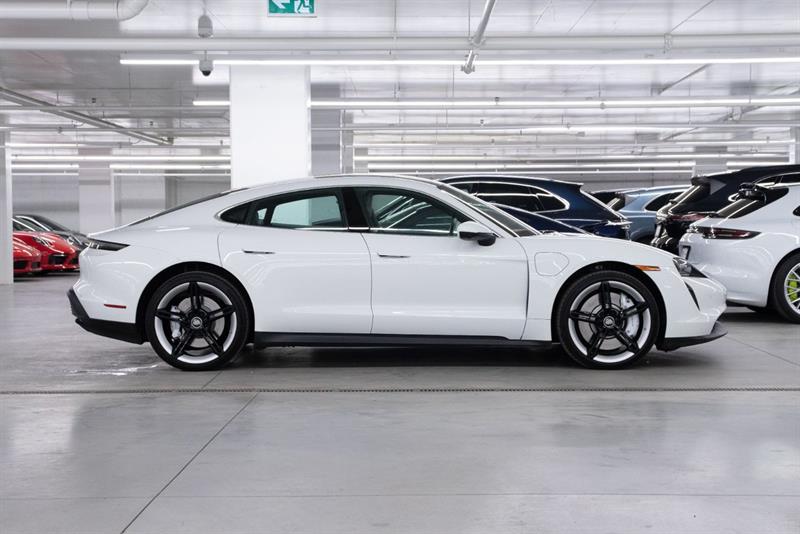 porsche Taycan 2021 - 2