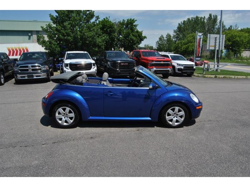 2007 Volkswagen Beetle - Image 11