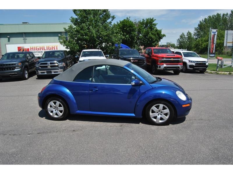 2007 Volkswagen Beetle - Image 12