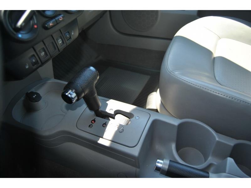 2007 Volkswagen Beetle - Image 26