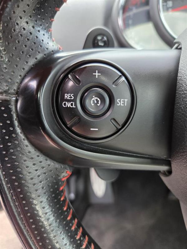 2018 Mini Countryman - Image 18